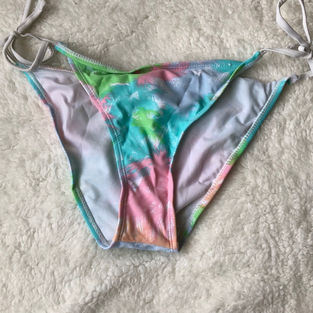 Bikini bottom